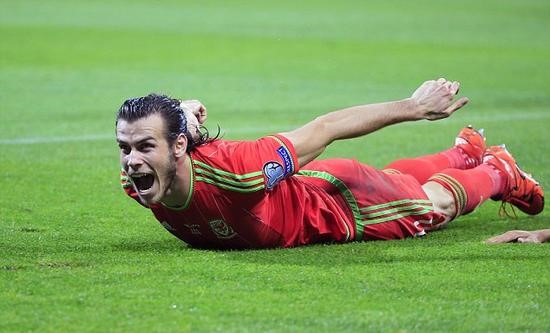 基情满满的大英国为何会有相爱相撕的两只球队携手出线？