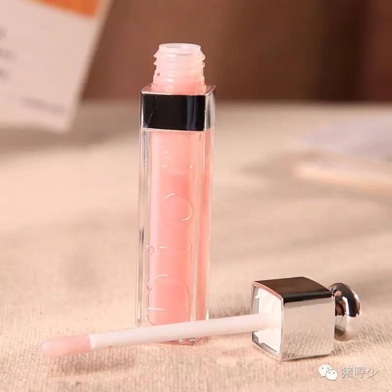 庆幸，男女通杀的Plump唇不用动刀