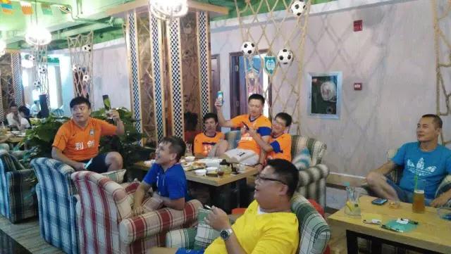 海口特色餐厅推荐,哈尔滨足球主题餐吧