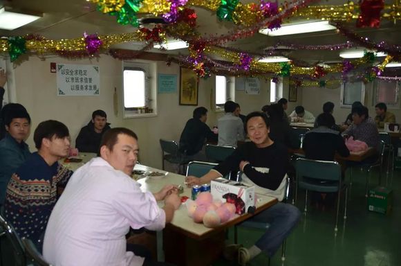 我是远洋渔民，爱钓鱼，更爱周游世界