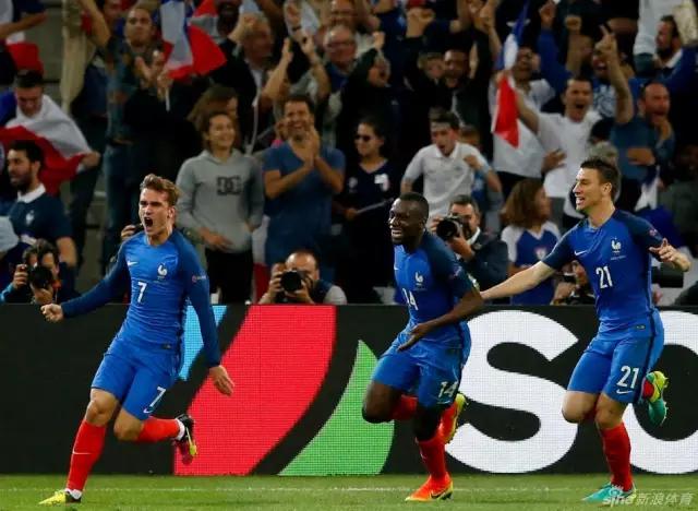 现在的前锋都弱爆了吗,现在的前锋还能玩吗