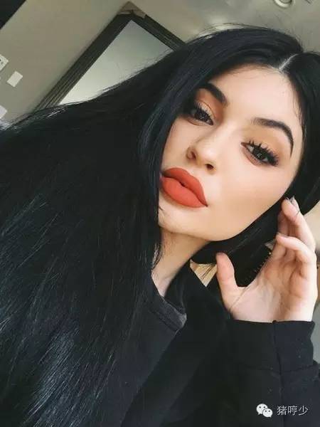 庆幸，男女通杀的Plump唇不用动刀