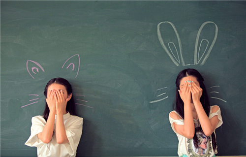 绌夸竴鏍风殑琛ｆ湇涔熸槸鎯呬荆娆惧悧,绌夸竴鏍风殑琛ｆ湇