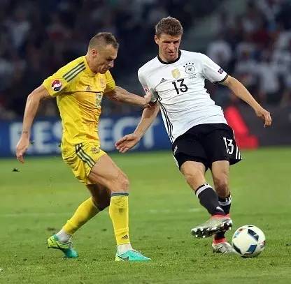 欧洲杯最贵的球星,2016欧洲杯c罗球鞋