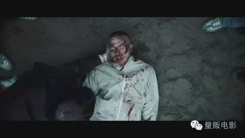 俄罗斯和英国的足球流氓斗殴,英国足球流氓被俄罗斯揍