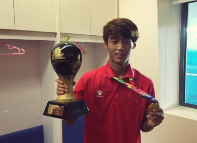 获英超豪门录取的中国小将，天赋比张玉宁出色，回归中超能成材吗