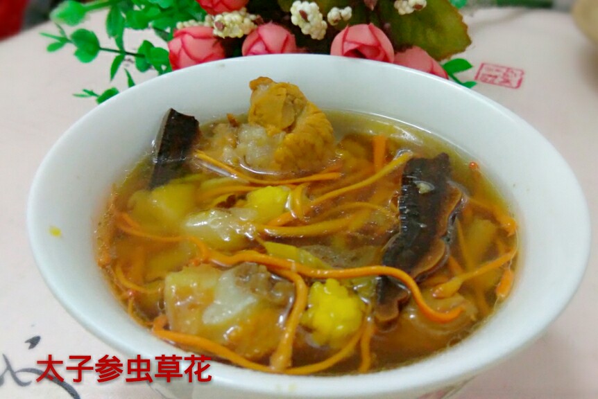 想给孩子增加体质～来一碗太子参虫草花汤吧