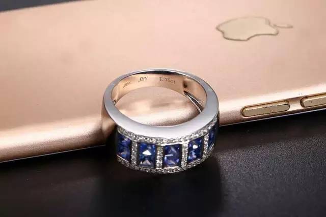 彩宝男戒：男人也可以如此风骚