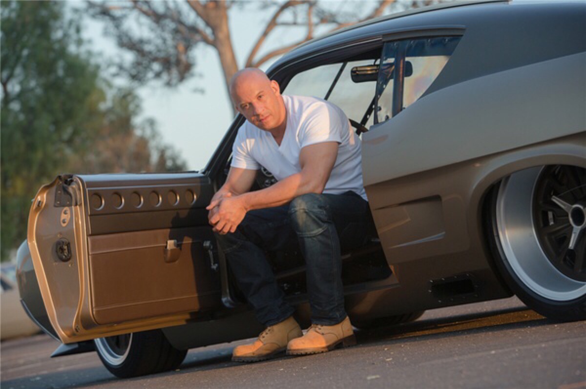 肝儿颤！土豪剧组是这么玩车的