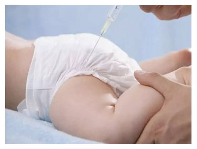 如果有人晕倒了该怎么办,宝宝晕倒就医视频