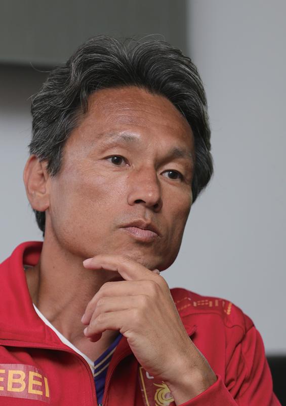 高畠勉谈浦和红钻,高畠勉现在在哪里执教