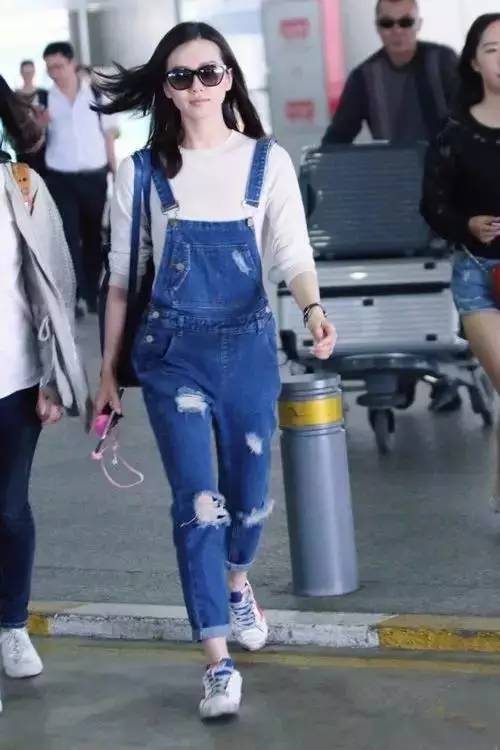 刘诗诗结婚后穿衣越来越美,刘诗诗穿白t美貌挡不住