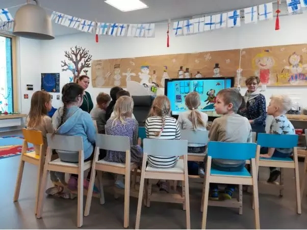 看完芬兰的快乐幼升小，中国家长似乎还是难逃“鸡血大战”