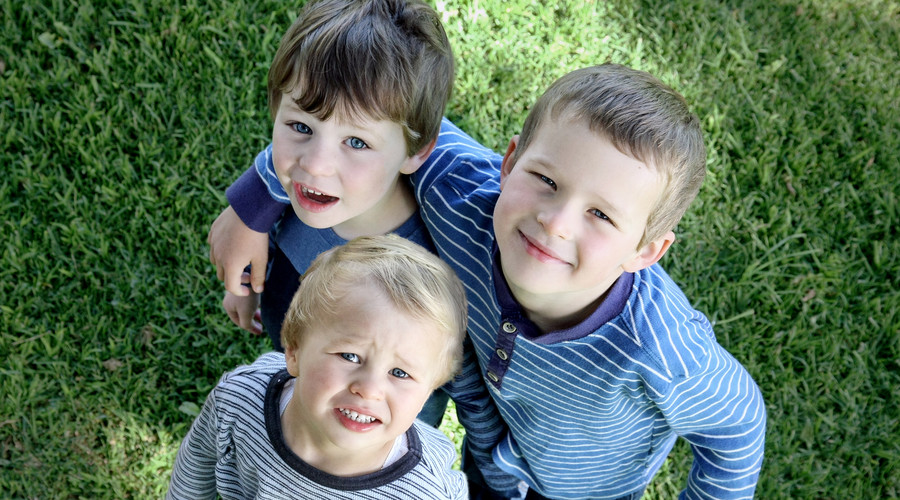 看完芬兰的快乐幼升小，中国家长似乎还是难逃“鸡血大战”