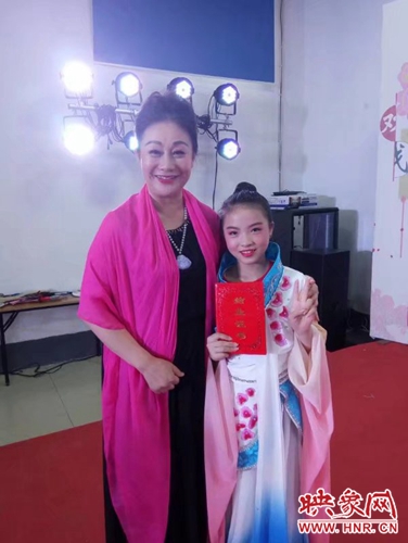 实验小学的小明星,戏曲小明星小视频