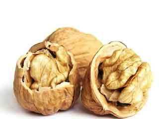 适合胸部变大的食物,吃什么食物可以让胸部增长脂肪