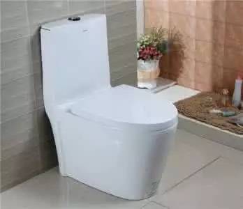 大姨妈弄床单上隔多久就洗不掉了,大姨妈弄到床单上怎么洗得干净