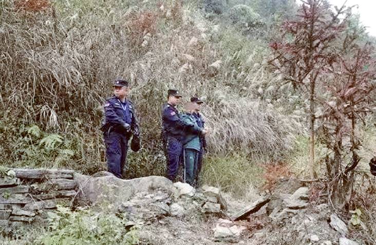 山洞惊现女尸贵州,贵州洞穴发现女尸