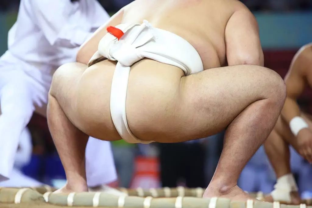 “相扑吧！爸爸”看看宋代的美女相扑手，真是美女哦！｜壹读百科