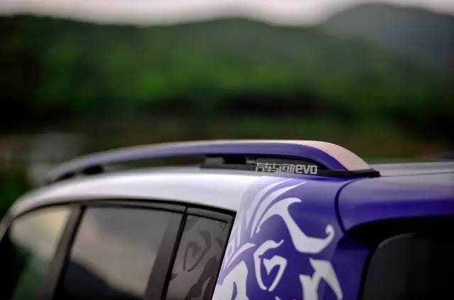 自由侠jeep试驾视频,jeep自由侠试驾第一人称