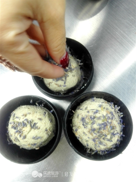 美妆达人游香港，直击Lush秘密基地