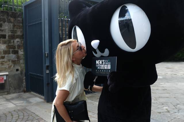 抖森和霉霉在一起了，很多人都去做了这件事｜种草