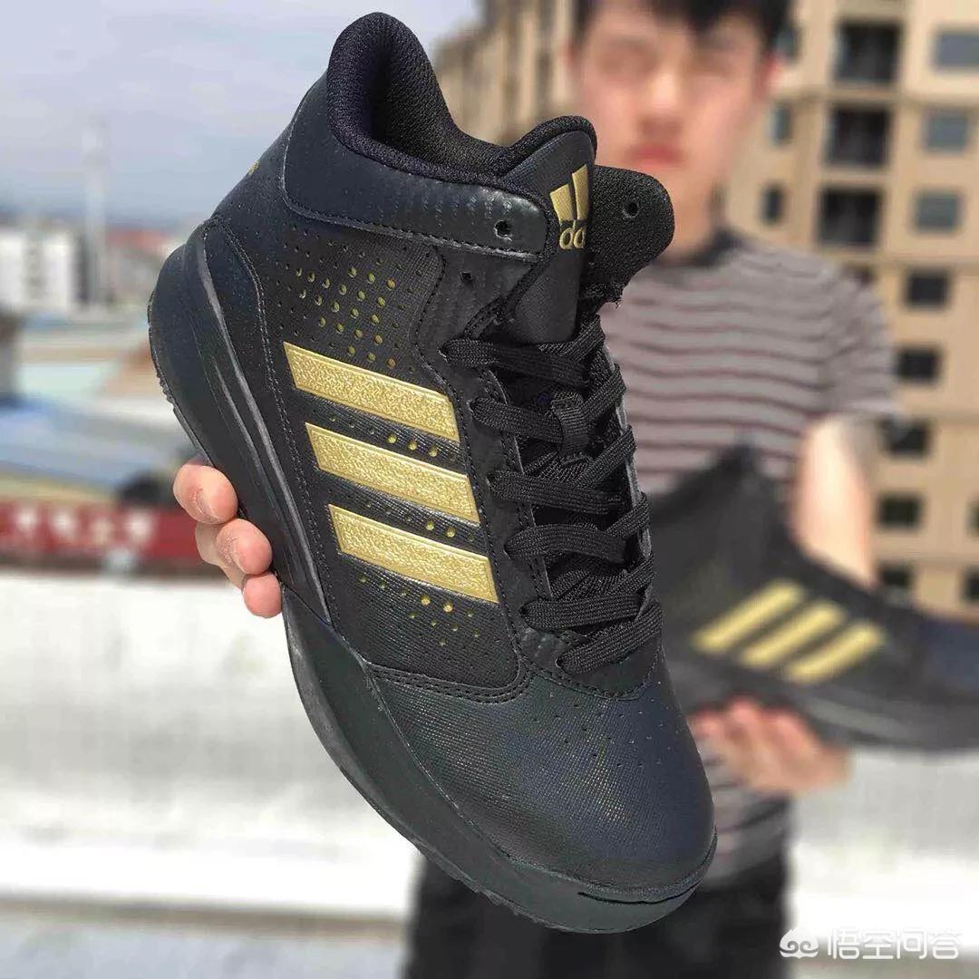 500块钱内名牌篮球鞋,100元的正品篮球鞋有哪些