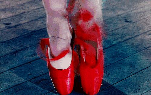 每日星范|林志玲让她健步如飞的芭蕾鞋，不只杨幂喜欢，连奥黛丽赫本也被圈粉啦！