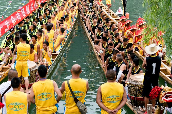 黄果树西江荔波镇远5日游多少钱,贵州小七孔黄果树千户苗寨三日游