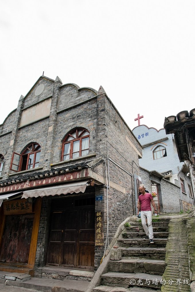 黄果树西江荔波镇远5日游多少钱,贵州小七孔黄果树千户苗寨三日游