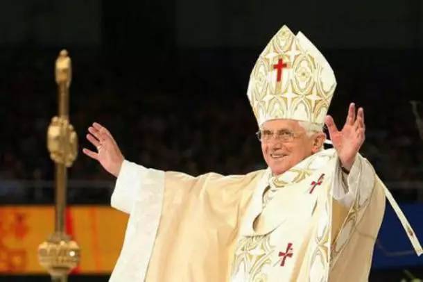 若一生只能喜欢一种酒，我选教皇新堡