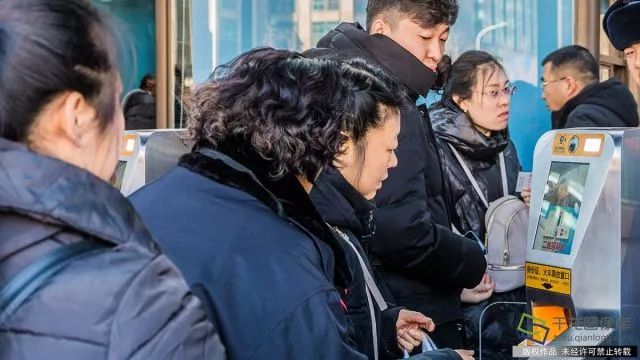 每日美图·学习十九大精神｜第173期：北京的春运模式，让回家的路更温馨