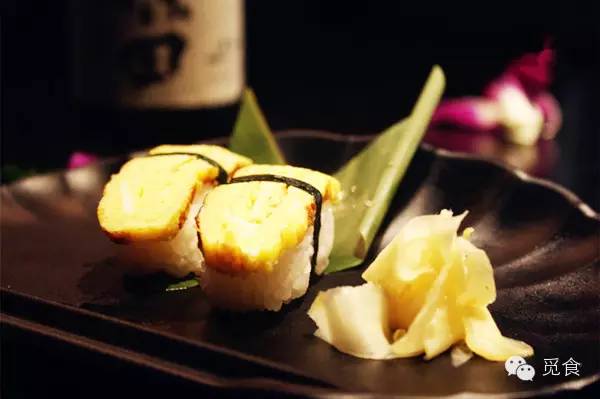 鸡蛋上餐桌需要处理吗,鸡蛋型餐桌