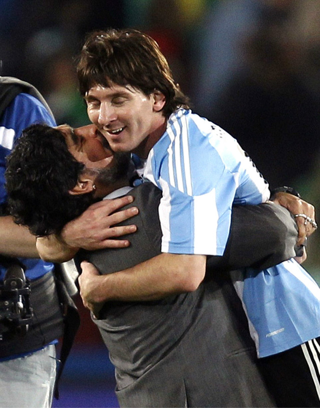 球王梅西夺冠纪念球,梅西的成长日记