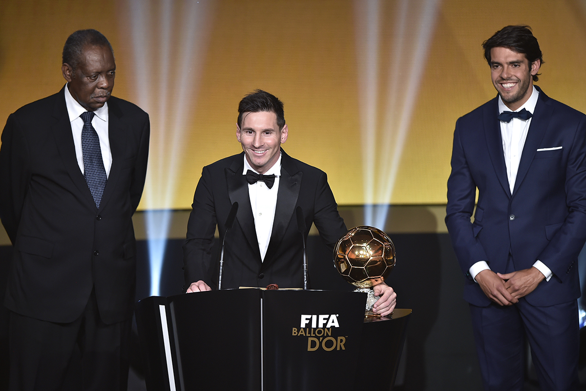 梅西5次夺得金球奖高清视频,梅西5夺金球