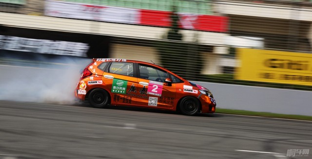 周末别宅啦快来看泛珠赛车节第一天的精彩花絮