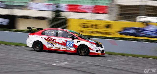 周末别宅啦快来看泛珠赛车节第一天的精彩花絮