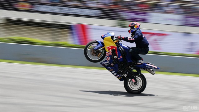 周末别宅啦快来看泛珠赛车节第一天的精彩花絮