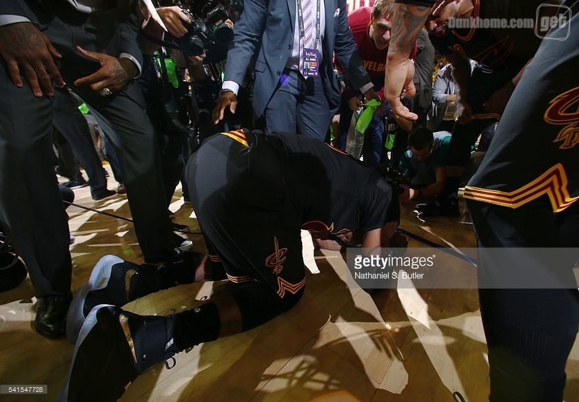 骑士历史首冠,2016勇士骑士总决赛g7