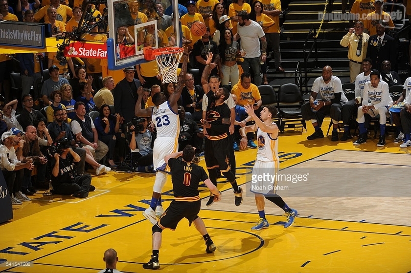 骑士历史首冠,2016勇士骑士总决赛g7