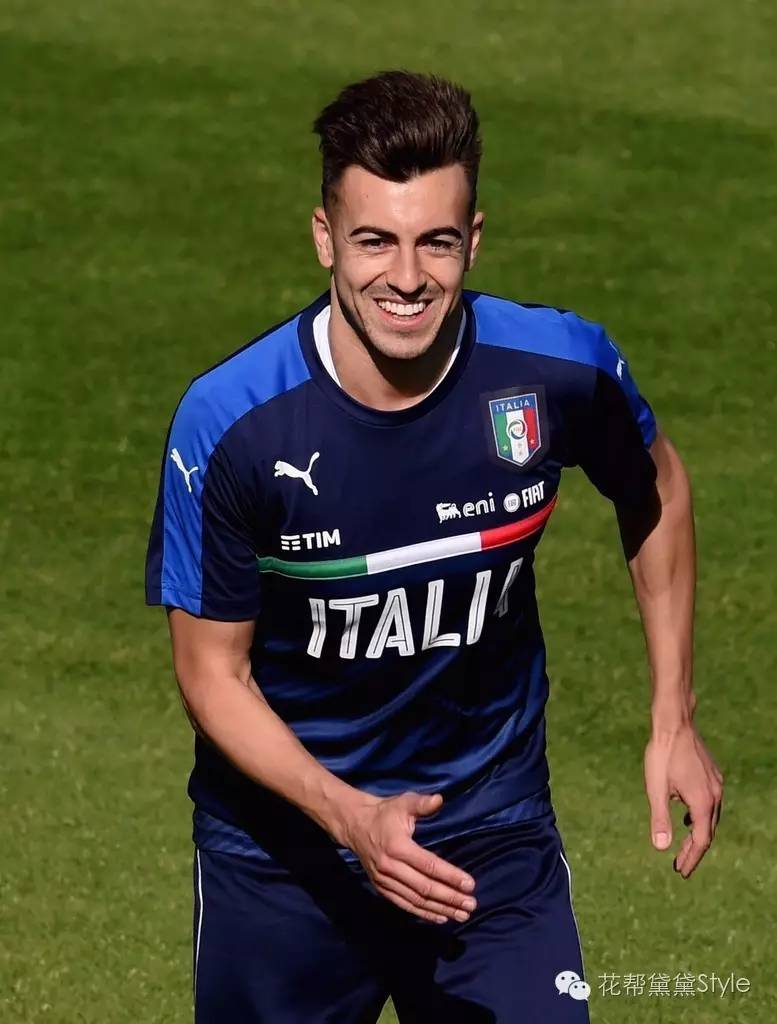 请查收欧洲杯超全观赛指南美女,欧洲杯观看正确姿势