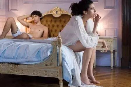 “我和妈妈连球都不如！”欧洲杯期间，有多少贵州人家里是这样的？