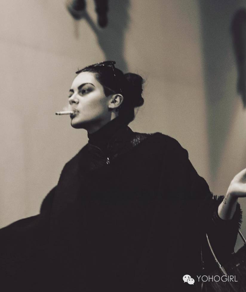 男生爱得要死的美式理发也是女生潮流，不过女生理发师更酷！