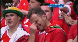 “我和妈妈连球都不如！”欧洲杯期间，有多少贵州人家里是这样的？