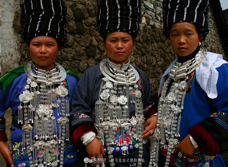 边城的写作视角,光线文字素材