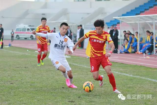 嘉定搏击长空足球俱乐部青训,寒假足球训练营上海