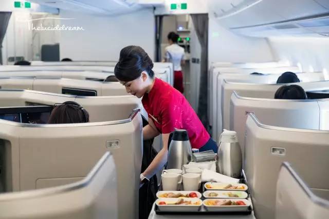 订机票的技巧携程,订机票的过程和一些关注事项