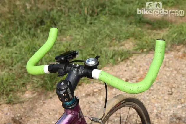 涔拌彍杞︽墜,璧涜溅鎵嬪紑杞︾殑鏍峰瓙