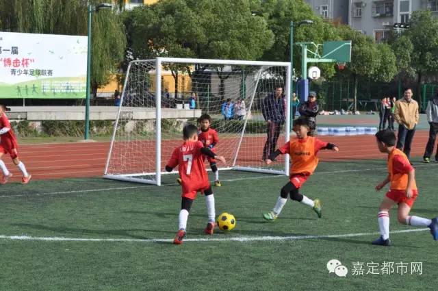 嘉定搏击长空足球俱乐部青训,寒假足球训练营上海