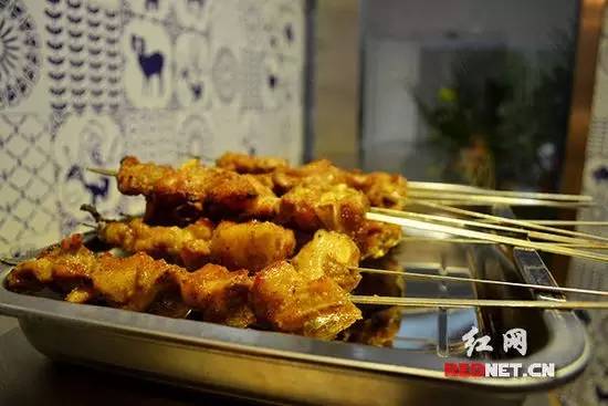 长沙地铁沿线美食推荐,长沙地铁1号线2号线附近美食